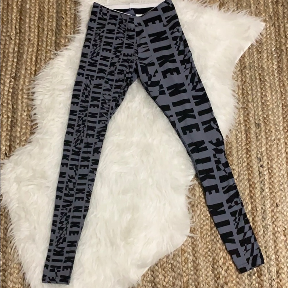 Women’s Nike Leggings